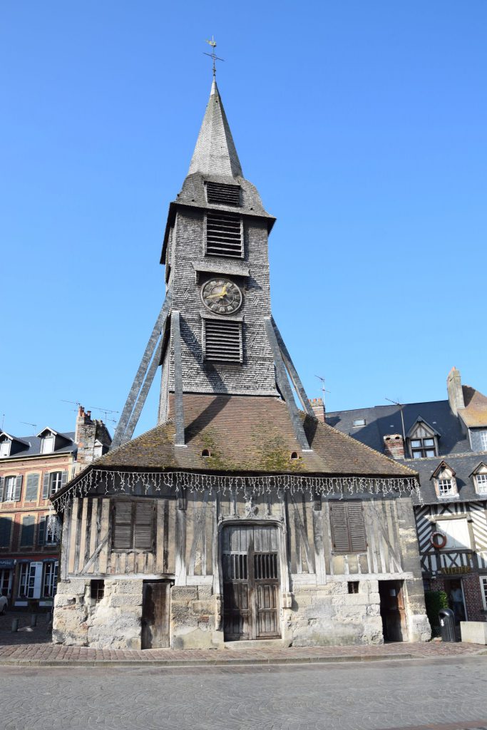 De los staande kerktoren van de Sainte-Cathérine kerk Honfleur Frankrijk
